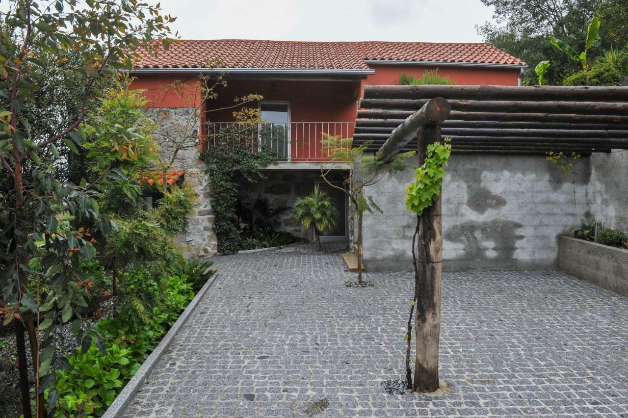 Вилла Casa Do Azevinho - Grupo Casas Vale Do Lima Понте-де-Лима Экстерьер фото